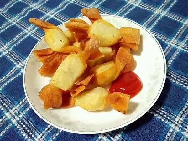 餃子の皮アレンジ チーズ揚げ